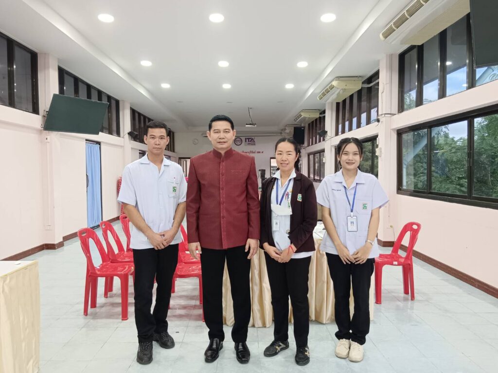 การดูแลสุขภาพตาให้แก่ข้าราชการครูและบุคลากรทางการศึกษาและประชาชนทั่วไป สพป.บุรีรัมย์ เขต 4