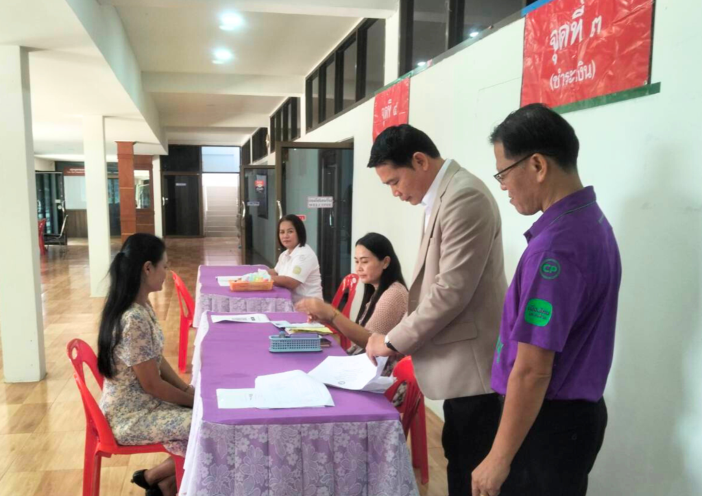 ผู้อำนวยการสพป.บุรีรัมย์ เขต4 ตรวจเยี่ยมให้กำลังใจการรับสมัครรองผู้อำนวยการสถานศึกษา