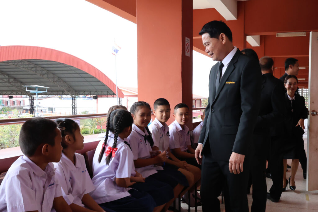 สพป.บุรีรัมย์ เขต 4 เปิดการแข่งขันศิลปหัตถกรรมนักเรียน ครั้งที่ 73 กลุ่มโรงเรียนคูเมือง 2