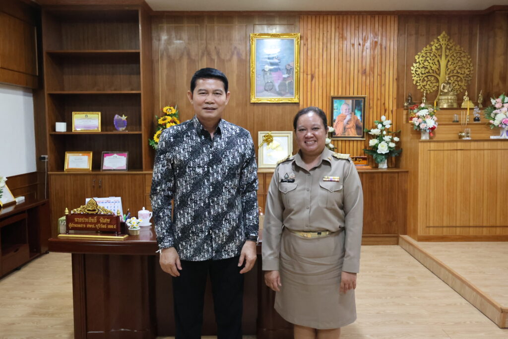 สพป.บุรีรัมย์ เขต4 รับรายงานตัวเพื่อบรรจุและแต่งตั้งบุคคลให้ดำรงตำแหน่ง ศึกษานิเทศก์