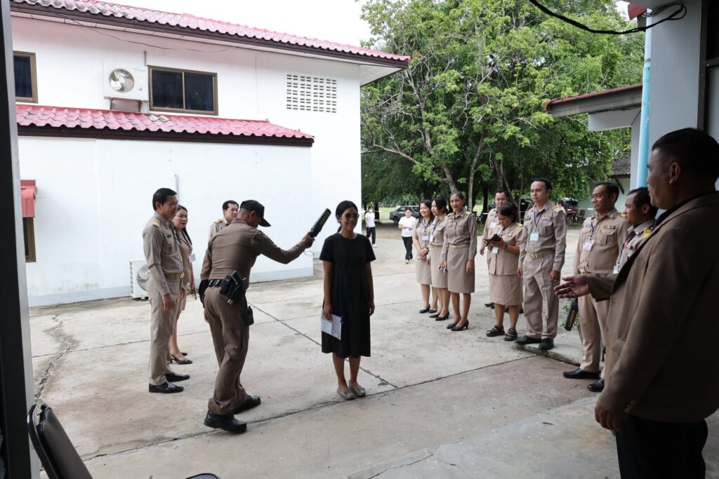 สพป.บุรีรัมย์ เขต 4 ดำเนินการจัดสอบและตรวจเยี่ยมสนามสอบข้อเขียน ครูผู้ช่วย (กรณีพิเศษ)