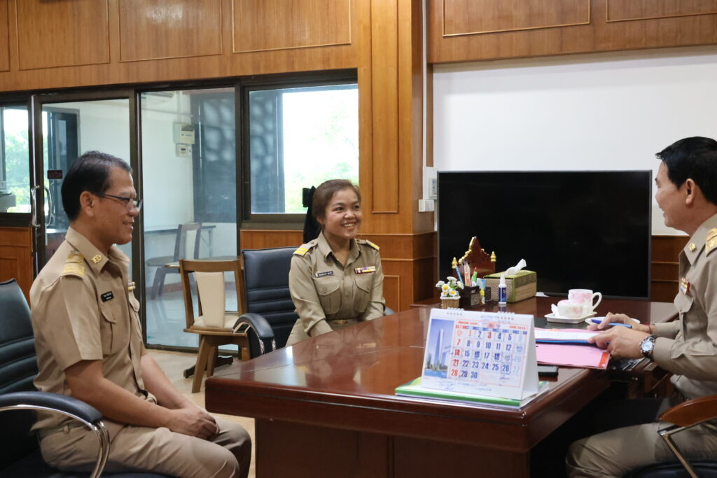 สพป.บุรีรัมย์ เขต 4 รับรายงานตัวเพื่อบรรจุและแต่งตั้ง ครูผู้สอน กลุ่มวิชาคณิตศาสตร์