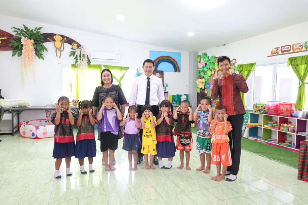 สพป.บุรีรัมย์ เขต 4 ตรวจเยี่ยมโรงเรียนในสังกัด ติดตามการขับเคลื่อนนโยบายด้านการศึกษา